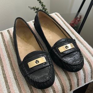 Vionic Sydney Women’s Leather Loafers 6.5 Never worn